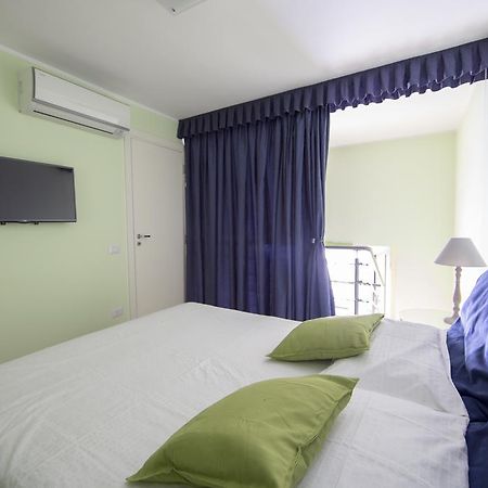 Apartament Aristovascio Neapol Zewnętrze zdjęcie