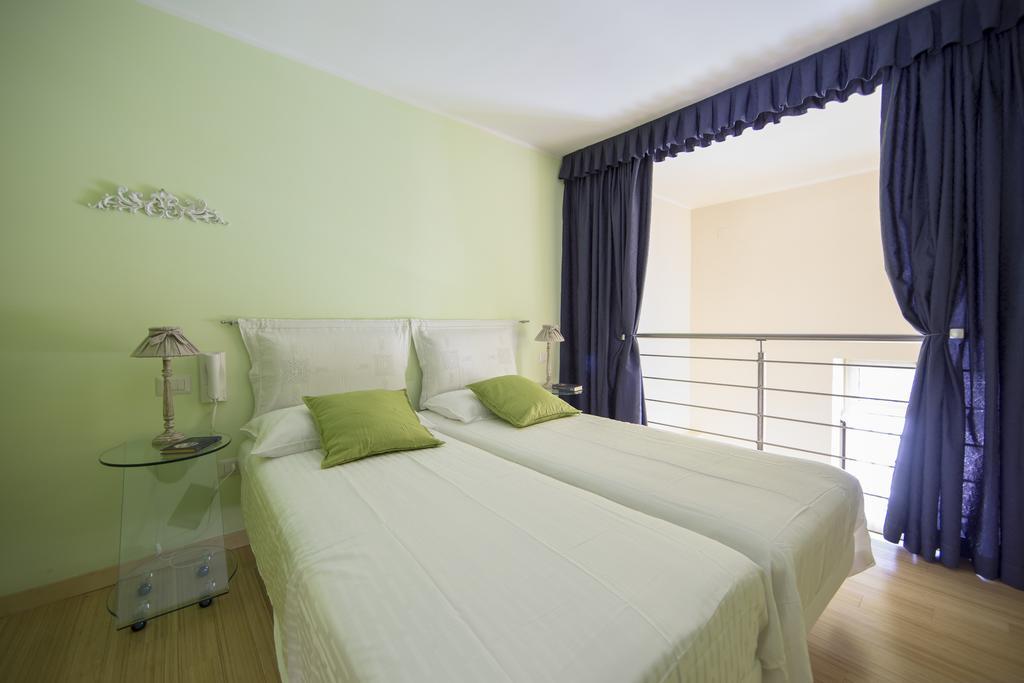 Apartament Aristovascio Neapol Zewnętrze zdjęcie